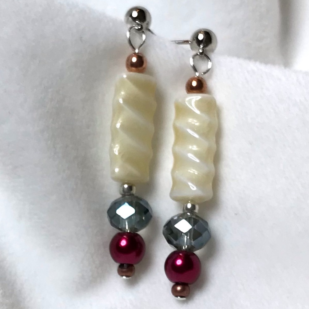 Handmade Earrings with Vintage and Modern Elements  (E03-1H)